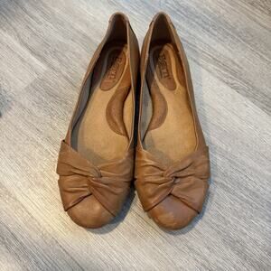 Born Women's Knot Toe Leather Ballet Flats Tan Comfort Casual Slip On Shoes 8